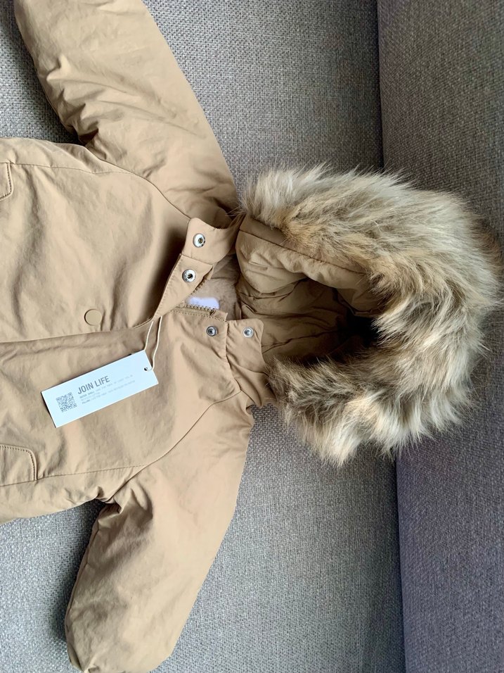 Bej Erkek Çocuk Kürklü Kapüşonlu Mont - Görsel 4