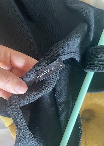 Trendyol & Milla Siyah V-Yaka Hemşirelik Atlet Bodysuit