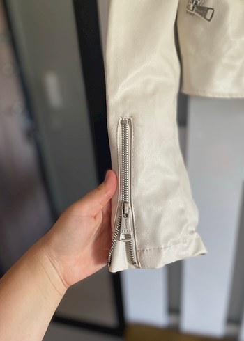Diğer Bej Mini Deri Kadın Ceket
