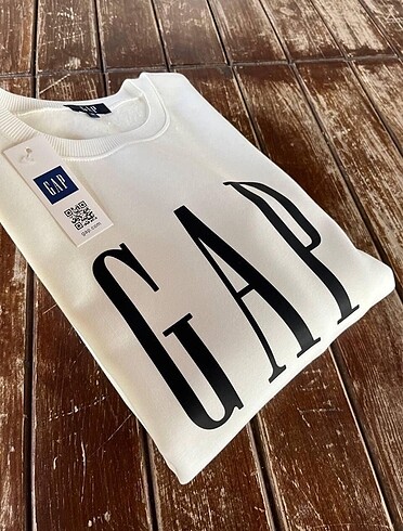 Gap Sweat