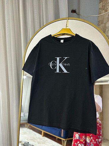 xl Beden Calvin çelin tişört