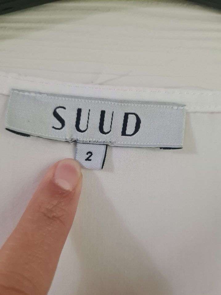 Düğmeli Beyaz Uzun Kollu Gömlek - Görsel 5