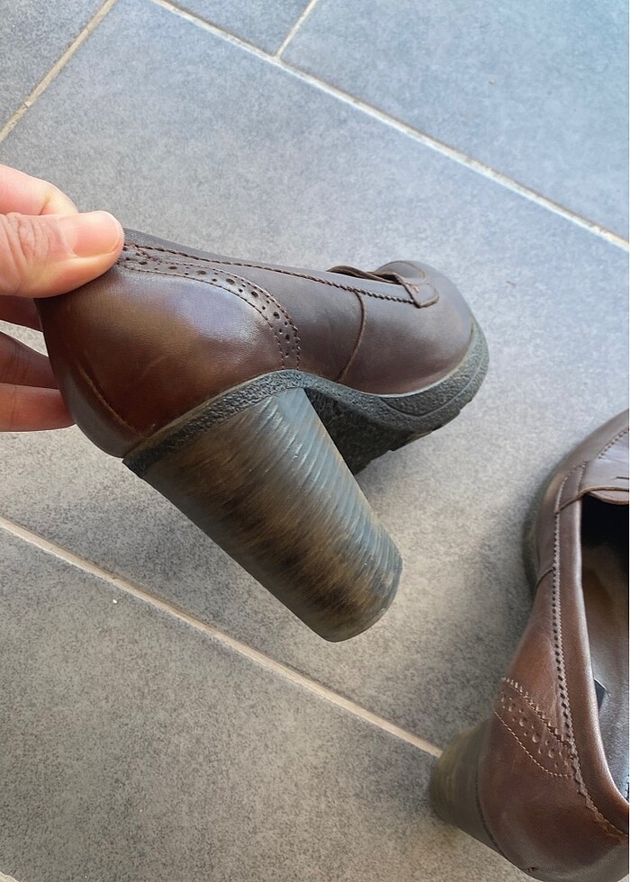 Topuklu ayakkabı - Görsel 4