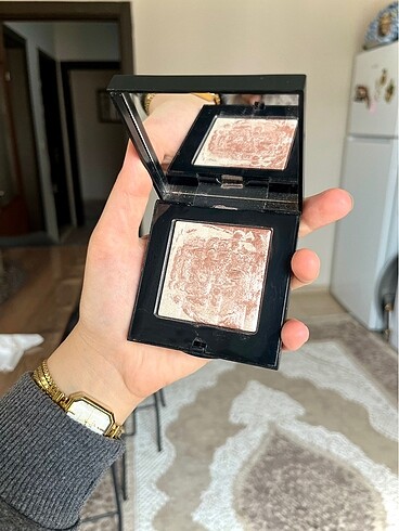 Bobbı Brown aydınlatıcı