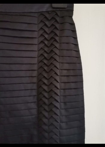 H&M Piliseli Siyah Midi Kalem Etek