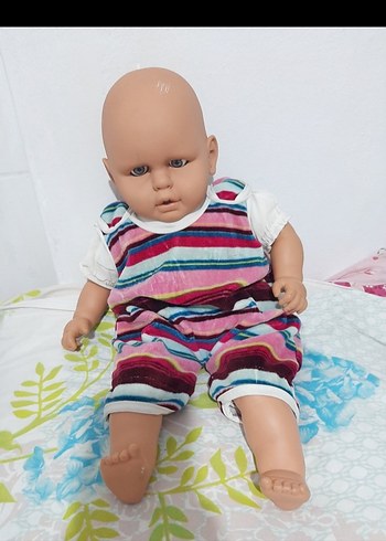 Renkli Kıyafetli Bebek Oyuncak
