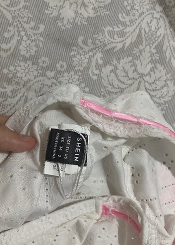xs Beden Nakışlı Beyaz Bluz Shein