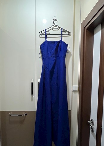 Uzun Mavi Drapeli Askılı Abiye Elbise - Görsel 4