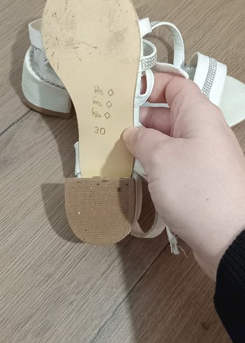 Beyaz Topuklu çocuk Abiye Ayakkabı - Görsel 3