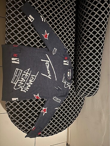Tommy hilfiger kazak