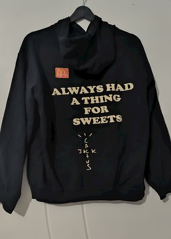 Siyah Kapüşonlu Baskılı Sweatshirt - Görsel 2