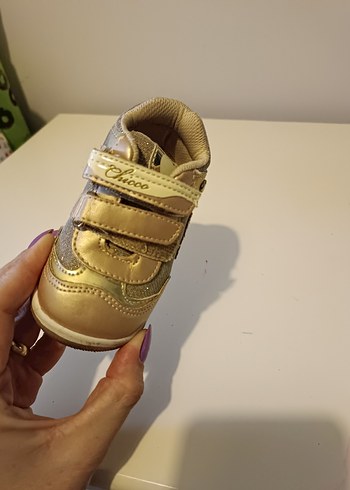 Chicco Chicco Kız Çocuk Parlak Altın Renkli Cırt Cırtlı Spor Ayakkabı