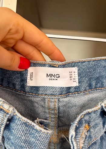 Kadın Bağlama Desenli Bol Kesim Denim Şort - Görsel 3