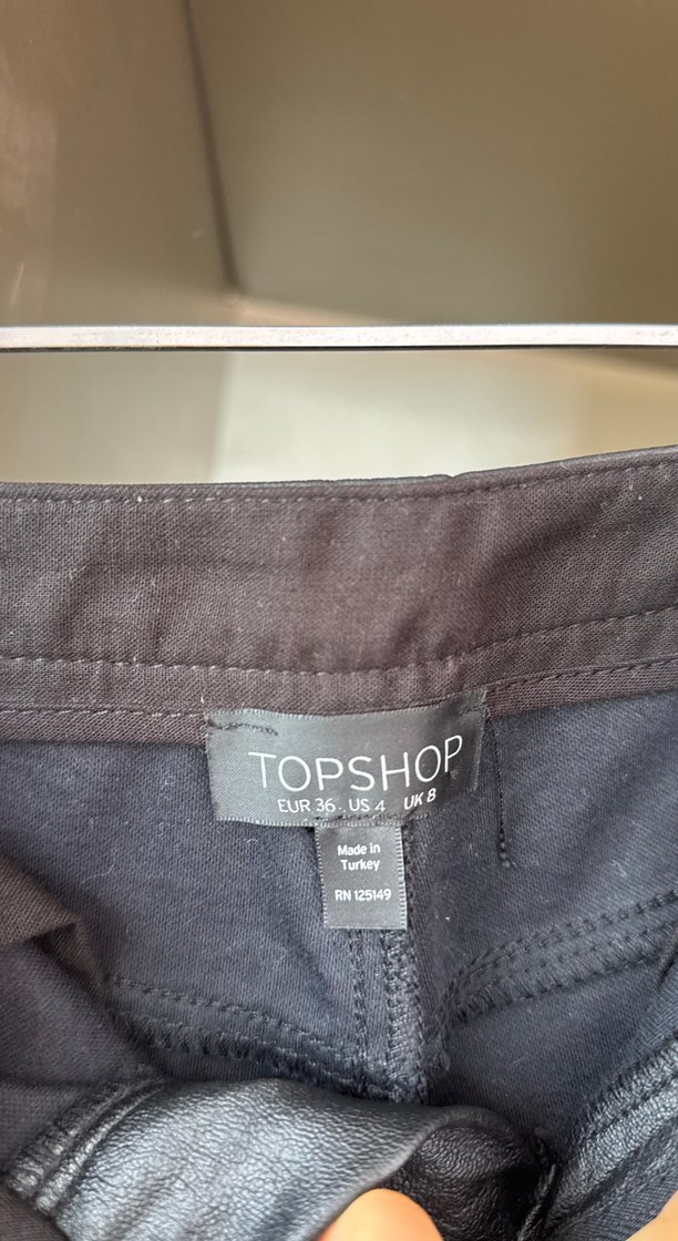 Kadın Gri Deri Mini Şort - Görsel 4