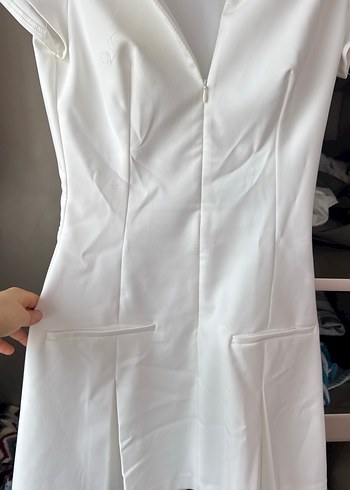 Düğmeli Beyaz Midi Kadın Elbise - Görsel 4