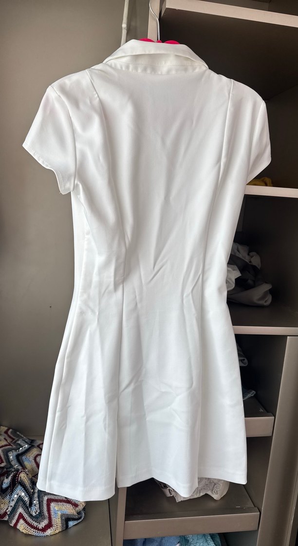 Düğmeli Beyaz Midi Kadın Elbise - Görsel 2