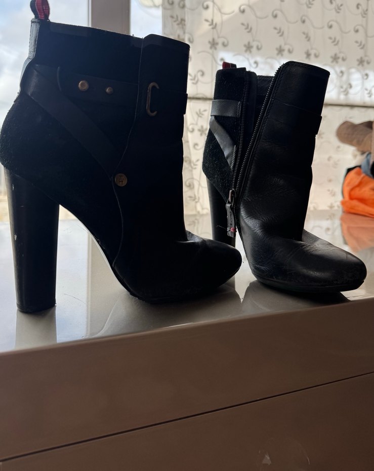 Hiç giyilmemiş bot topuklu - Görsel 2