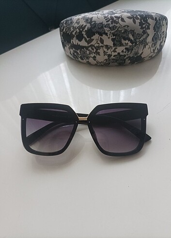 Ray Ban Güneş gözlüğü