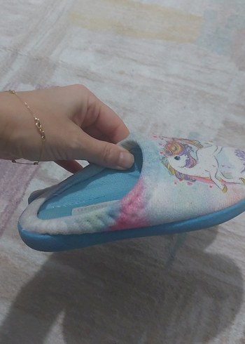 Kızlar için çok renkli unicorn baskılı sıcak terlik - Görsel 2
