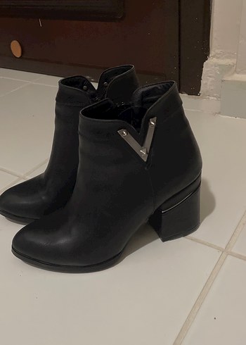Siyah deri bot - Görsel 2
