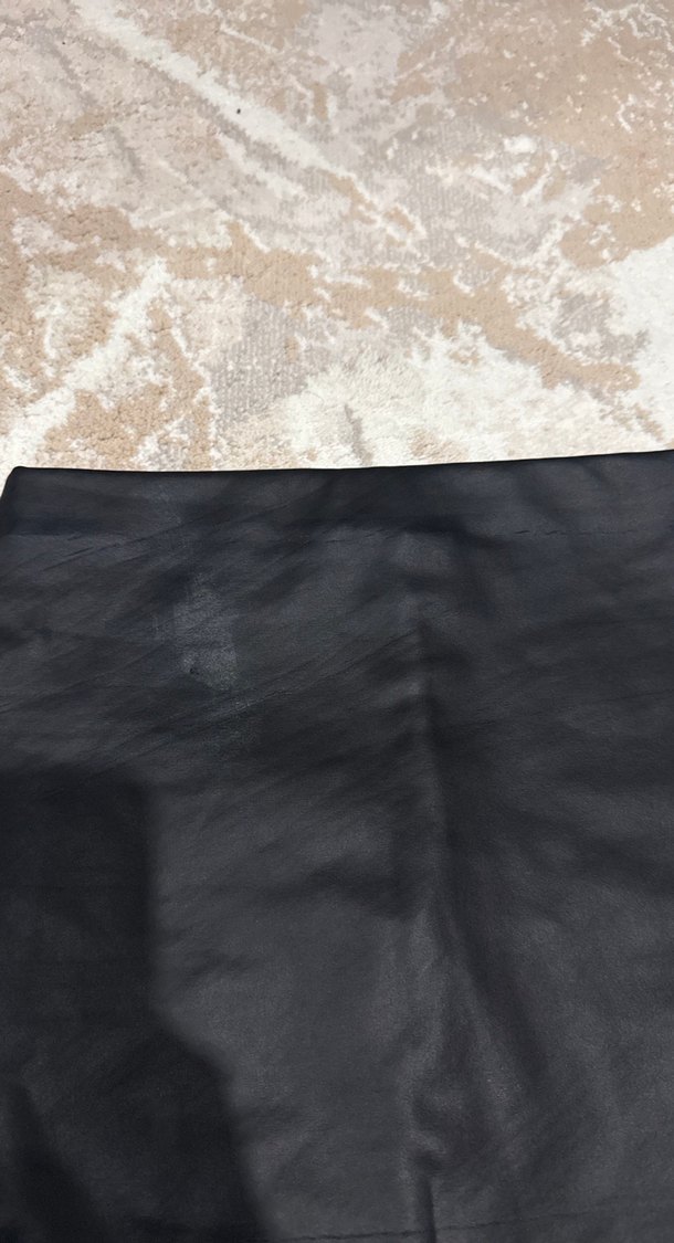 Siyah Uzun Deri Görünümlü Kalem Etek - Görsel 4