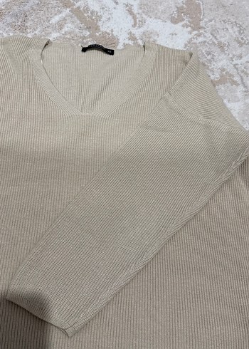 Bej V Yaka Kadın Keten Triko Kazak - Görsel 4