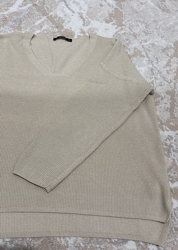 Bej V Yaka Kadın Keten Triko Kazak - Görsel 3