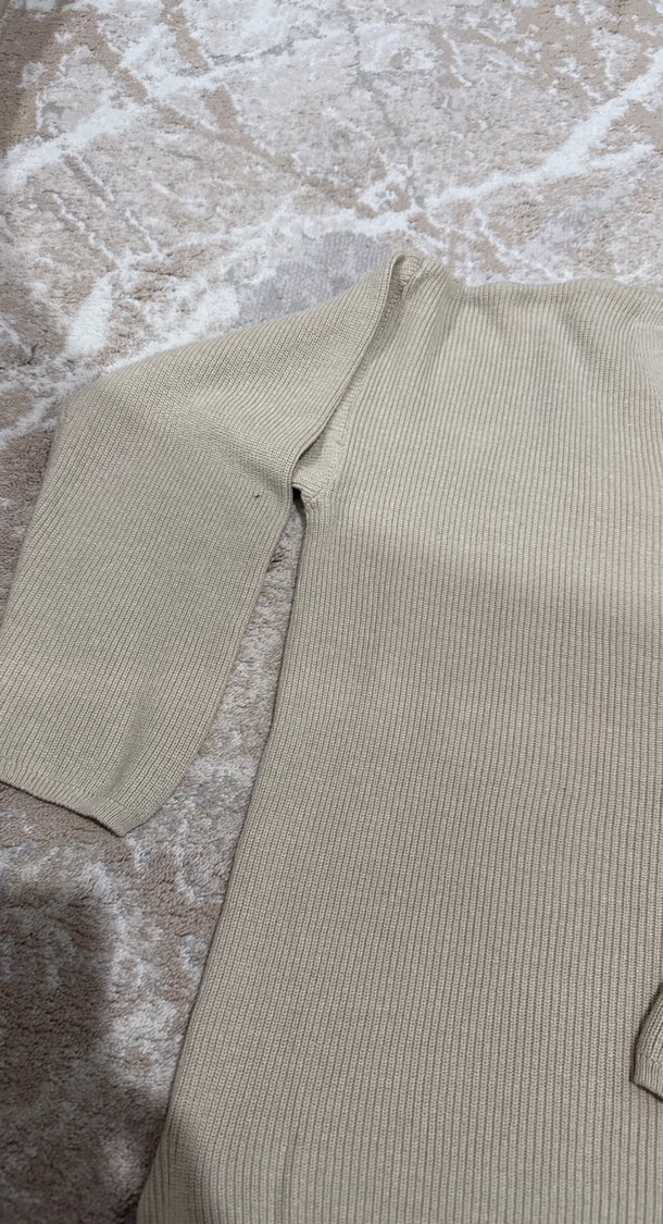 Bej V Yaka Kadın Keten Triko Kazak - Görsel 5