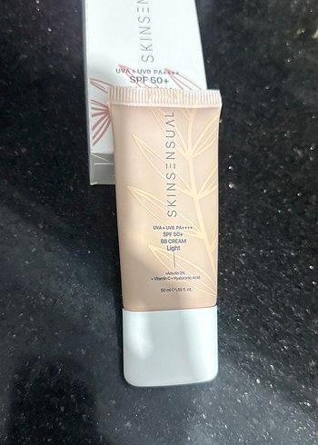Skinsensual SPF50+ Açık Ton BB Krem - Görsel 6