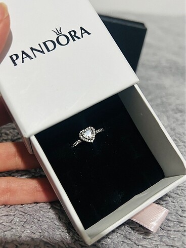 Pandora Pandora yüzük