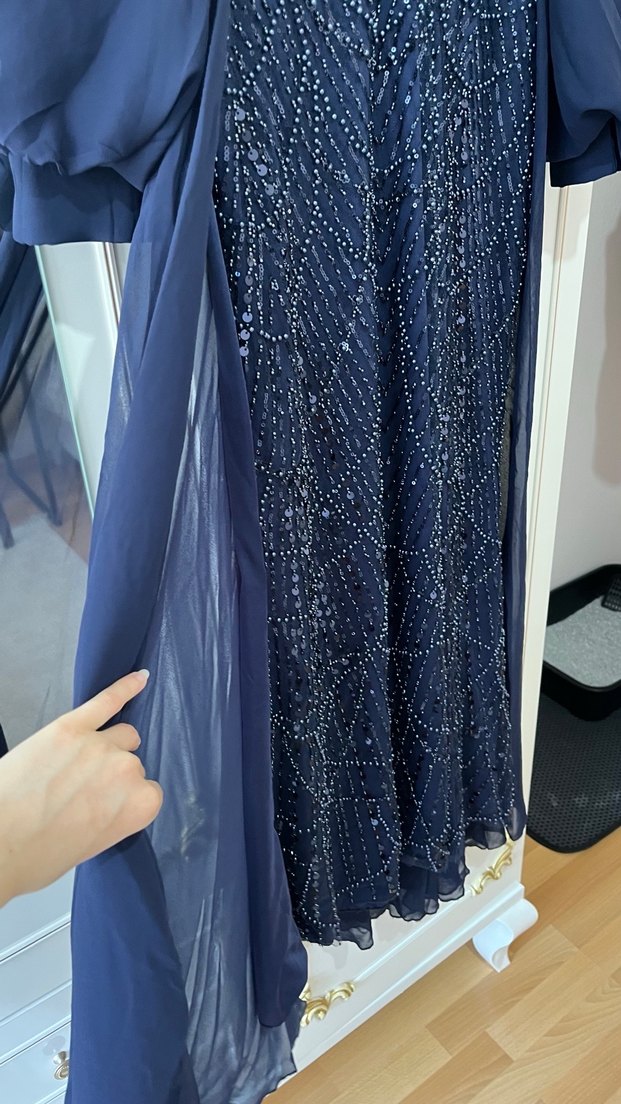 Lacivert İşlemeli Tesettür Abiye - Görsel 5