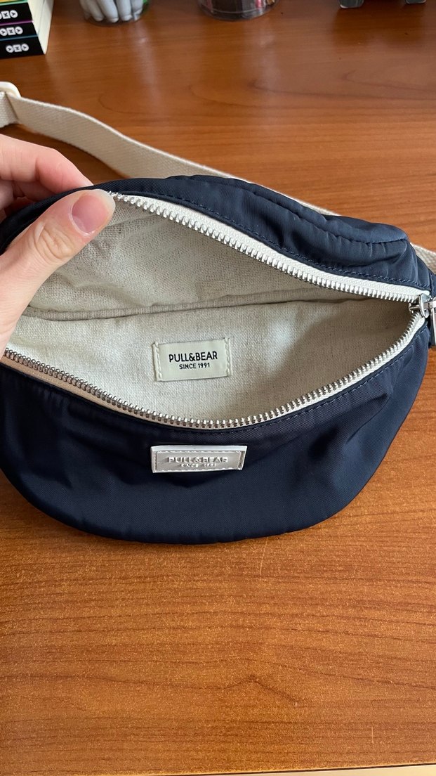 Pull & Bear Kadın Lacivert Bel Çantası - Görsel 3