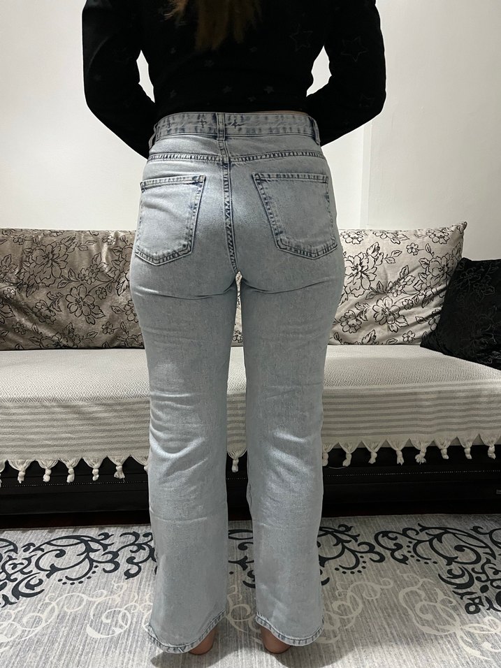 Lcw Paça Detaylı Jean - Görsel 2