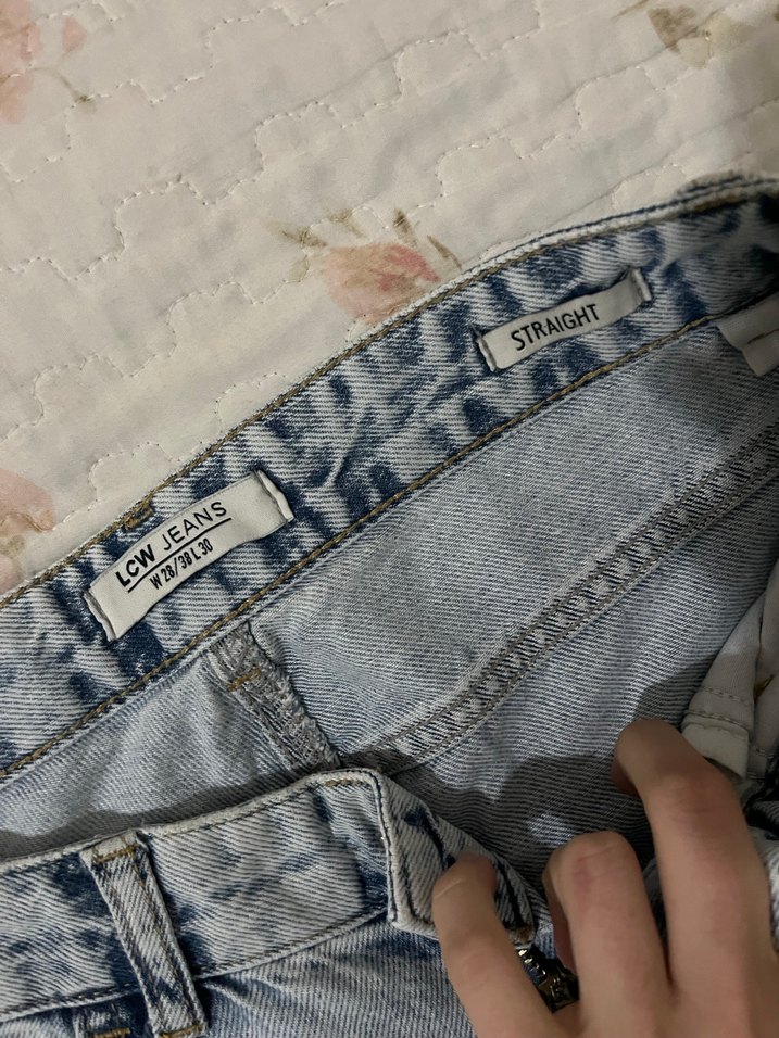 Lcw Paça Detaylı Jean - Görsel 5