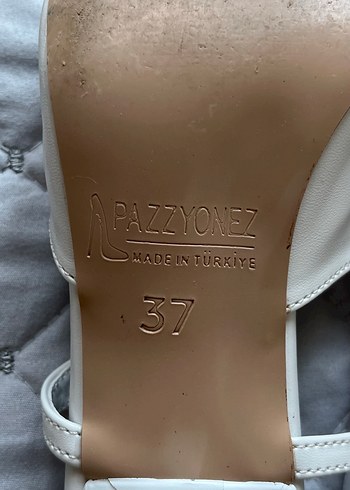 Beyaz Sivri Uç Kısa Topuklu Stiletto - Görsel 5