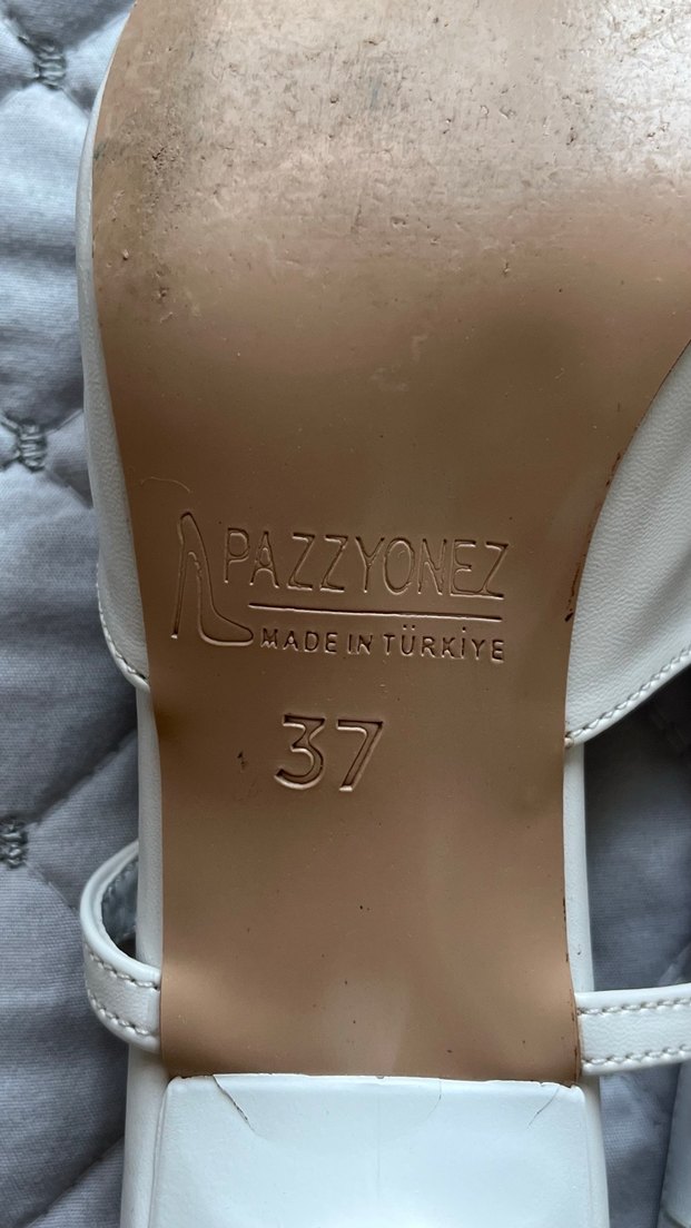 Beyaz Sivri Uç Kısa Topuklu Stiletto - Görsel 5