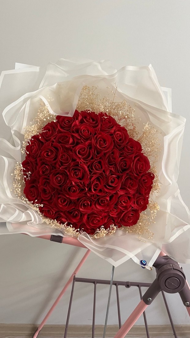 Islak Dokulu 41 Adet Kırmızı Gül İsteme Buketi - Görsel 5