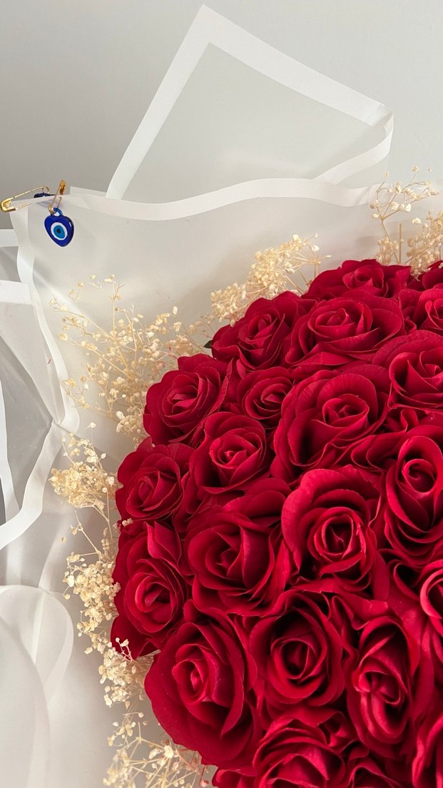 Islak Dokulu 41 Adet Kırmızı Gül İsteme Buketi - Görsel 3