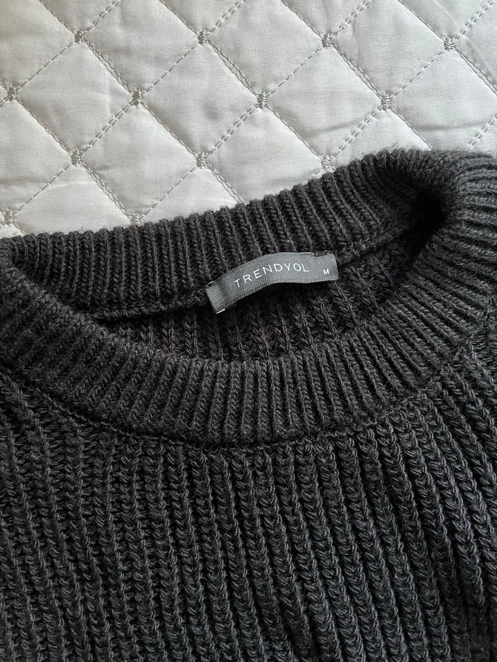 Siyah Örme Kadın Kazak - Görsel 3