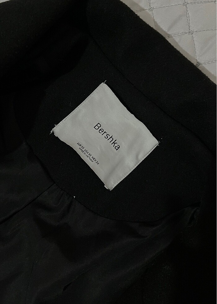 Bershka Kruvaze Çift Düğmeli Uzun Kaban - Görsel 3