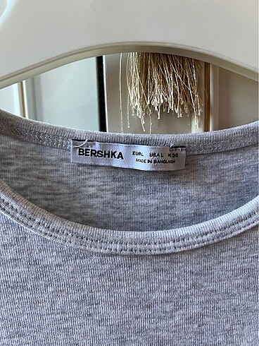 Bershka Bershka Kısa Kollu Bisiklet Yaka Tshirt