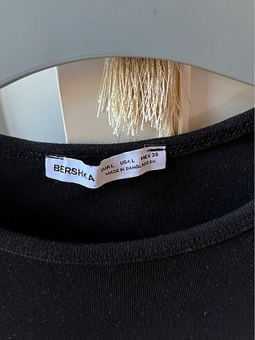 Bershka Bershka Kısa Kollu Bisiklet Yaka Tshirt