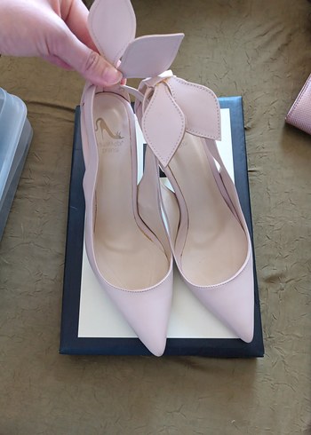 Ten Purda Fiyonklu Stiletto Kadın Ayakkabı