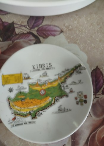 Beyaz Desenli 9 kisilik  Fincan ve Tabak Seti - Görsel 6