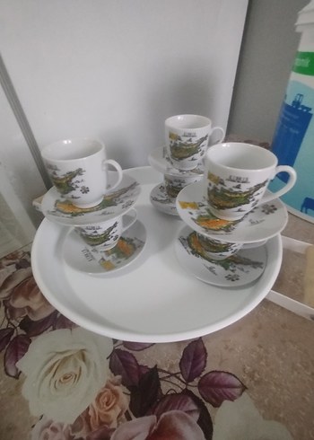 Beyaz Desenli 9 kisilik  Fincan ve Tabak Seti - Görsel 7