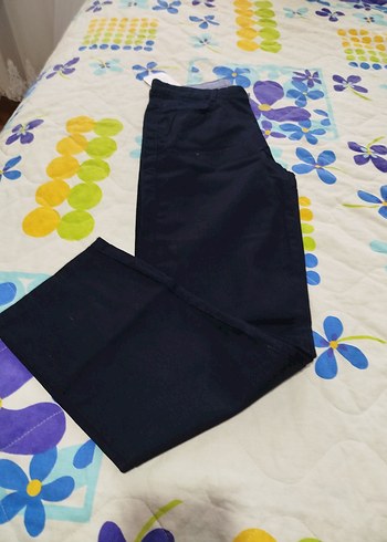 erkek çocuk keten sıfır 11*12 yas etiketli