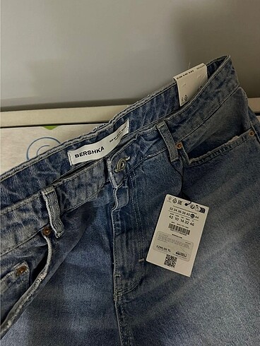 42 Beden BERSHKA