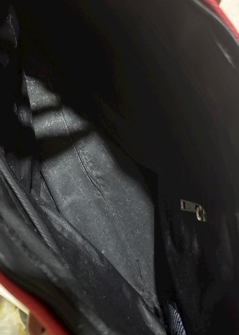 Parlak Kırmızı Fermuarlı Kadın Çanta - Görsel 3