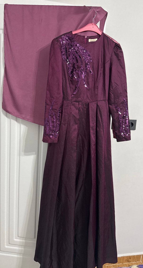 Mor Uzun Kollu Nakışlı Kadın Abiye Elbise - Görsel 2