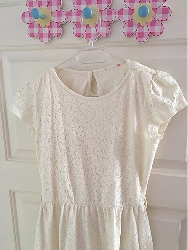 LC Waikiki LCW KİZ COCUK BEYAZ ELBİSE